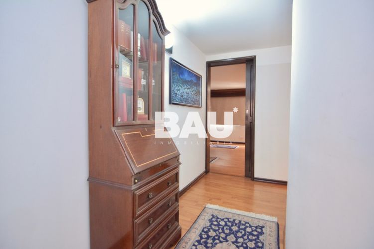 Apartamento de 2 alcobas en venta en Santa Barbara Occidental, Bogotá, 152 m² · foto 15 de 20