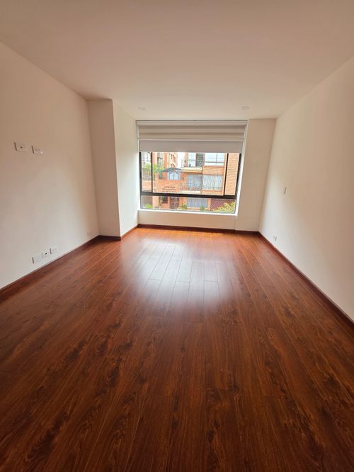 Apartamento de 3 alcobas en venta en Navarra, Bogotá, 105 m² · foto 8 de 18