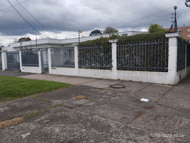 Casa de 18 alcobas en venta en Tierra Linda, Bogotá, 1200 m² · foto 2 de 8