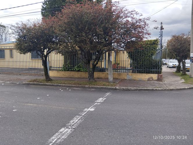 Casa de 18 alcobas en venta en Tierra Linda, Bogotá, 1200 m² · foto 5 de 8