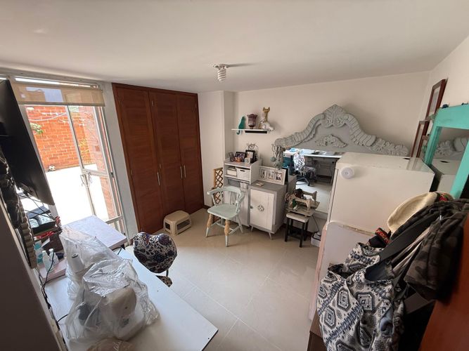 Apartamento de 4 alcobas en venta en Laureles, Medellín, 150 m² · foto 14 de 19