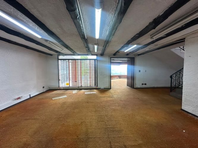 Casa de 12 alcobas en arriendo en Milan, Manizales, 451 m² · foto 9 de 24