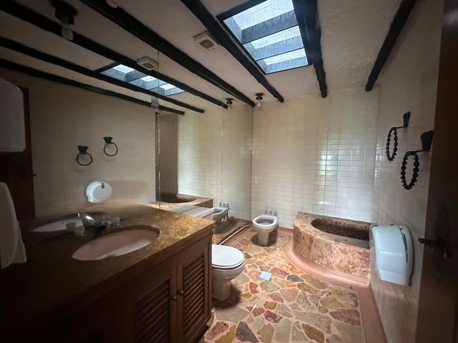 Casa de 12 alcobas en arriendo en Milan, Manizales, 451 m² · foto 18 de 24