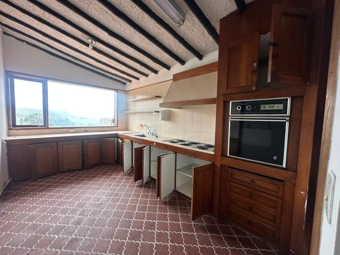 Casa de 12 alcobas en arriendo en Milan, Manizales, 451 m² · foto 24 de 24