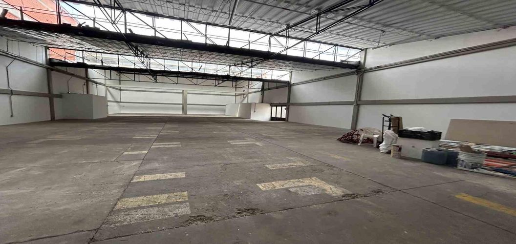 Bodega en arriendo en Romelia Alta, Dosquebradas, 670 m² · foto 5 de 18