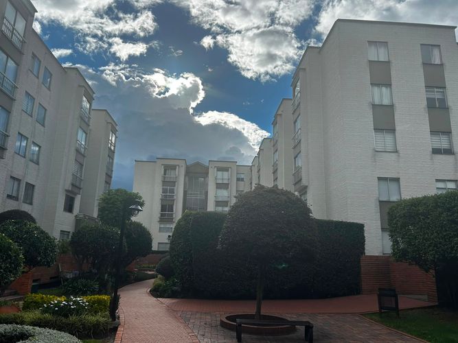 Apartamento en venta en La Liberia, Bogotá · foto 6 de 18