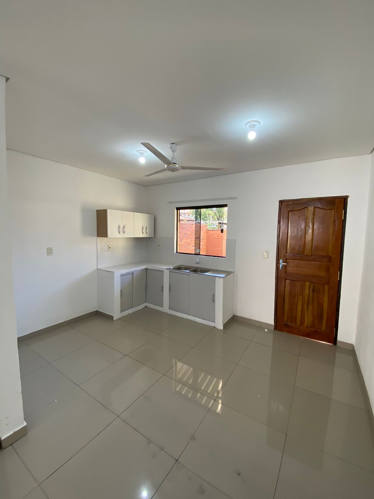Duplex en condominio en Lambare — foto 2