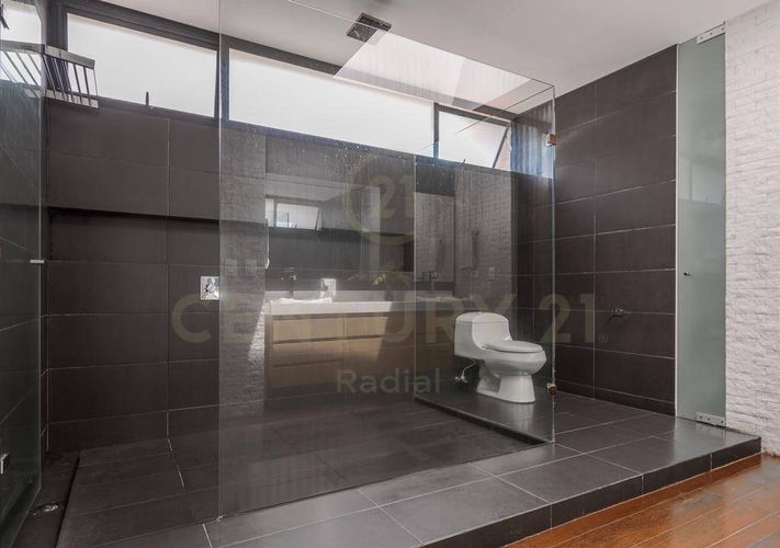 Casa de 4 alcobas en venta en El Poblado, Envigado, 550 m² · foto 14 de 22