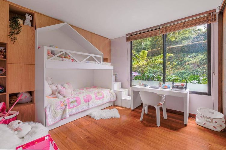 Casa de 4 alcobas en venta en El Poblado, Envigado, 550 m² · foto 17 de 22