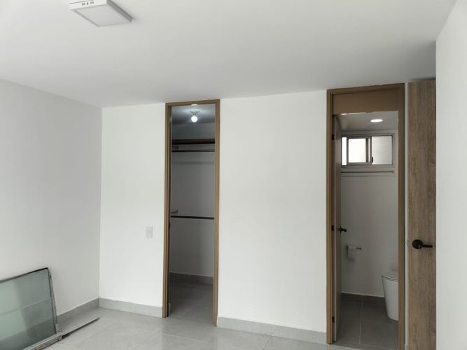 Apartamento de 3 alcobas en arriendo en El Poblado, Medellín, 88 m² · foto 15 de 19