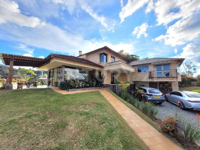 Casa de 3 alcobas en venta en Carrizales, El Retiro, 296 m² · foto 5 de 24
