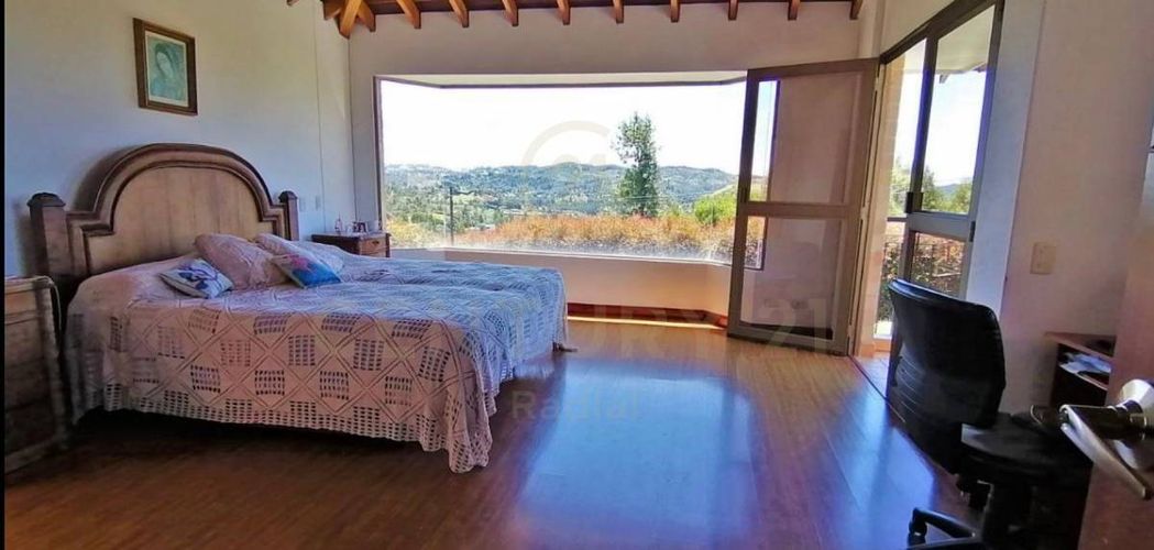 Casa de 3 alcobas en venta en Carrizales, El Retiro, 296 m² · foto 13 de 24