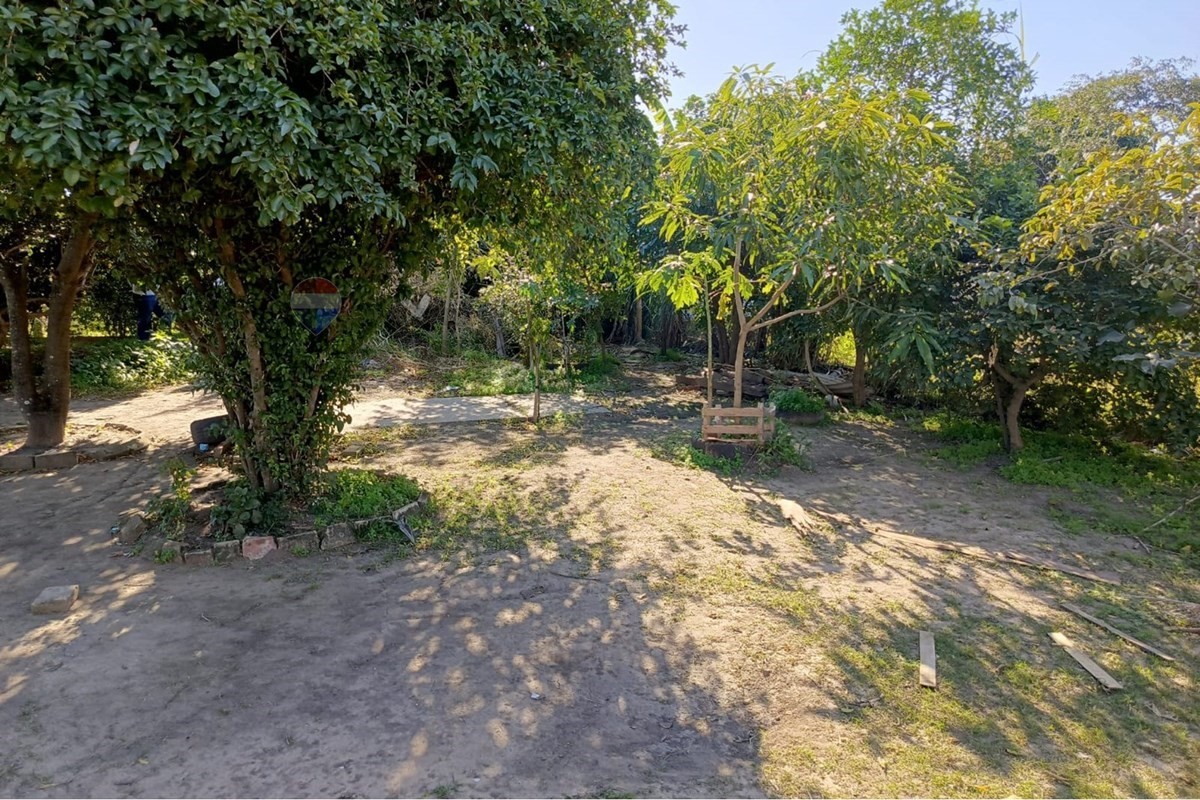 CASA TERRENO EN ESQUINA – VILLA HAYES — foto 2