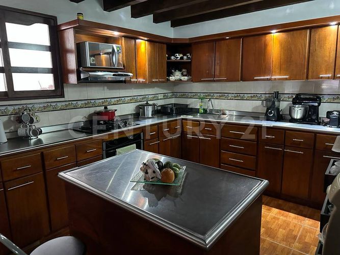 Casa de 5 alcobas en venta en Rionegro, 258 m² · foto 7 de 20