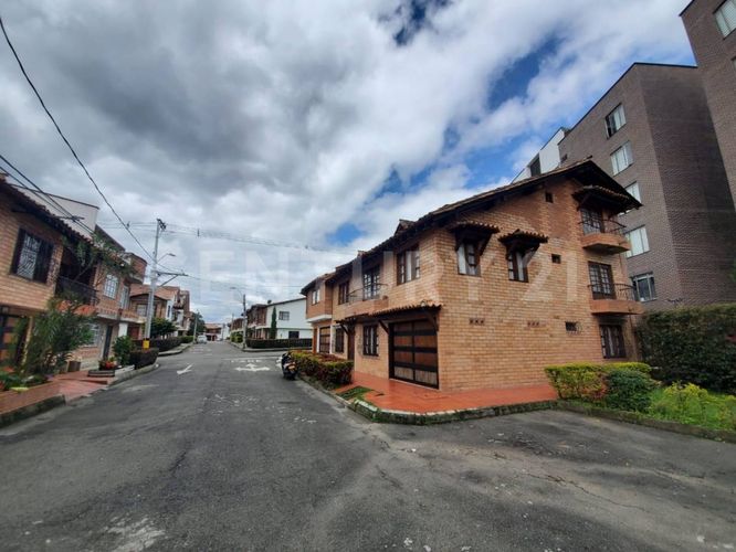 Casa de 5 alcobas en venta en Rionegro, 258 m² · foto 20 de 20