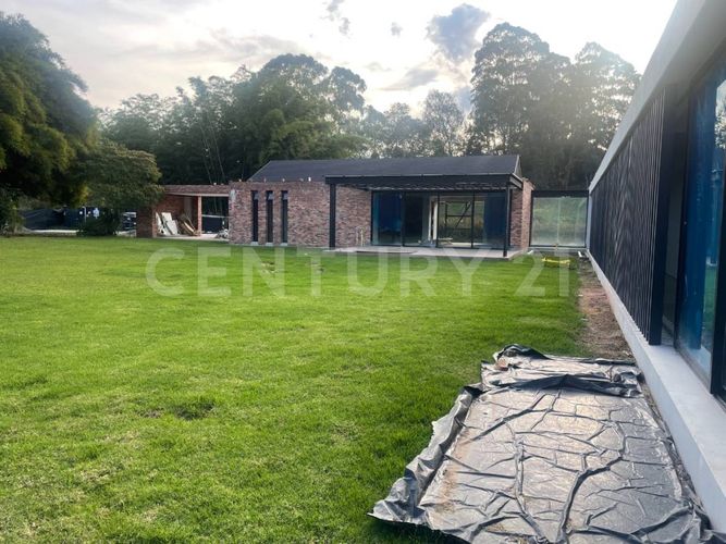 Finca en venta en Chipre, Rionegro, 426 m² · foto 3 de 24