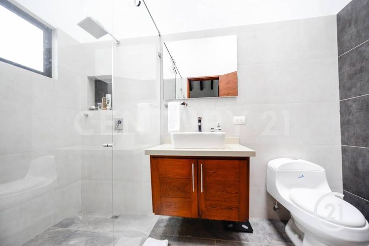 Casa de 3 alcobas en venta en La Ceja, 370 m² · foto 15 de 24