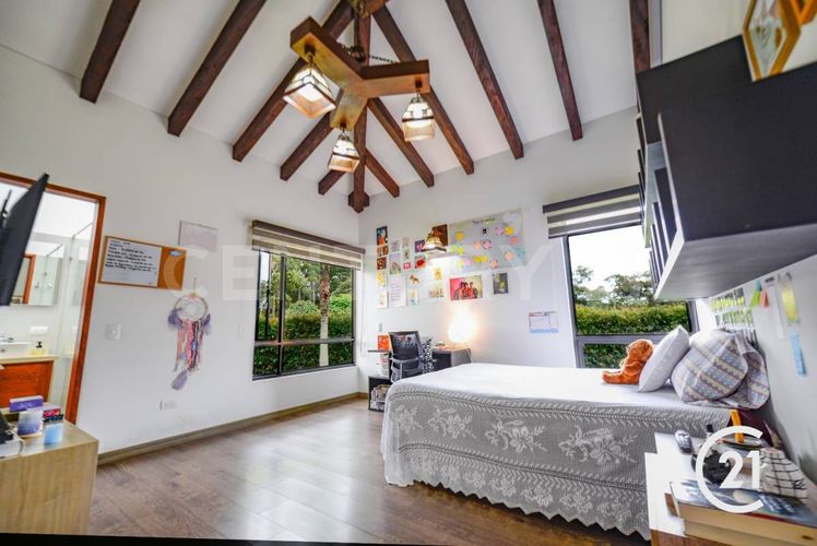 Casa de 3 alcobas en venta en La Ceja, 370 m² · foto 17 de 24