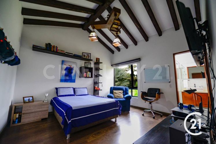 Casa de 3 alcobas en venta en La Ceja, 370 m² · foto 18 de 24