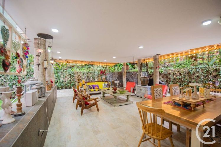 Casa de 4 alcobas en venta en El Poblado, Medellín, 415 m² · foto 19 de 24