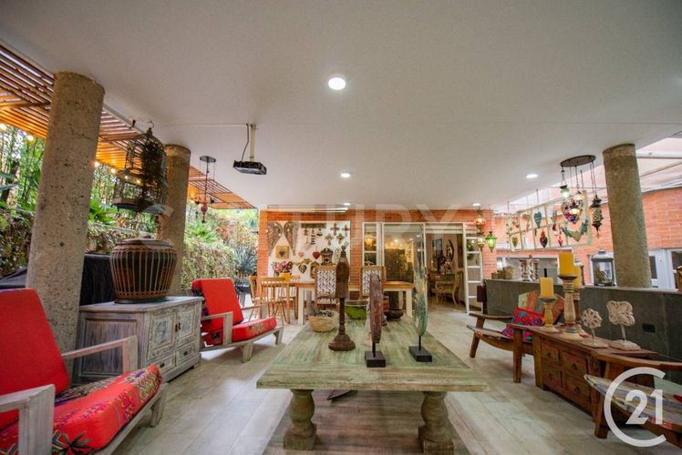 Casa de 4 alcobas en venta en El Poblado, Medellín, 415 m² · foto 22 de 24
