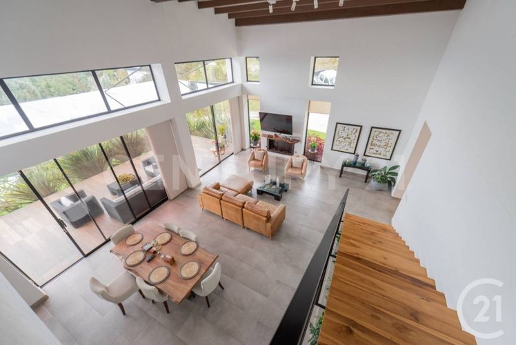 Casa de 4 alcobas en venta en Vallano, Envigado, 450 m² · foto 8 de 23