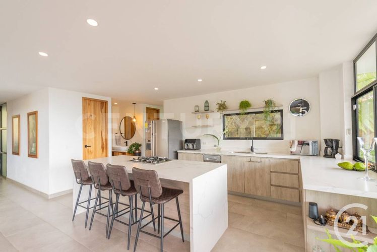 Casa de 4 alcobas en venta en Vallano, Envigado, 450 m² · foto 10 de 23