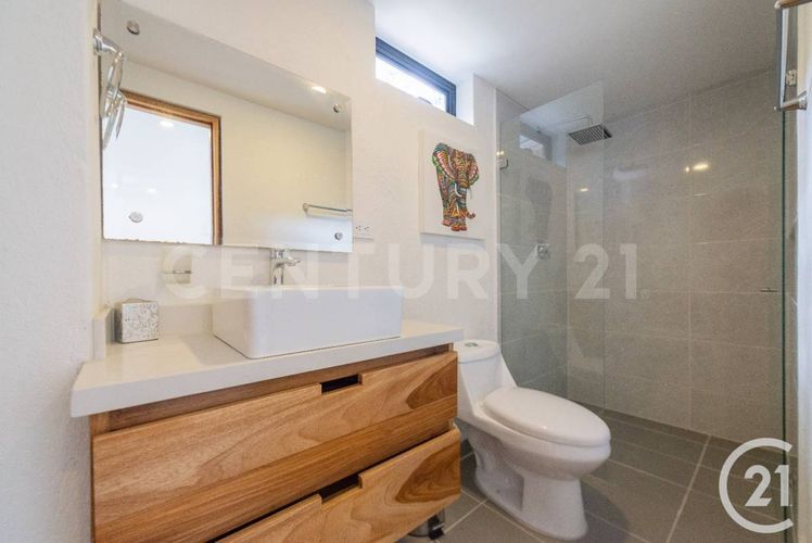 Casa de 4 alcobas en venta en Vallano, Envigado, 450 m² · foto 12 de 23