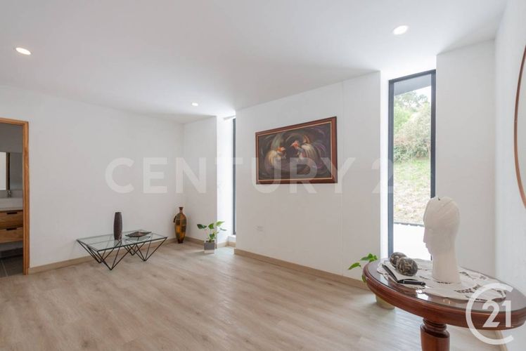 Casa de 4 alcobas en venta en Vallano, Envigado, 450 m² · foto 18 de 23