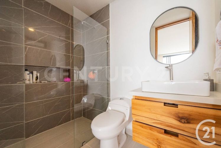 Casa de 4 alcobas en venta en Vallano, Envigado, 450 m² · foto 19 de 23