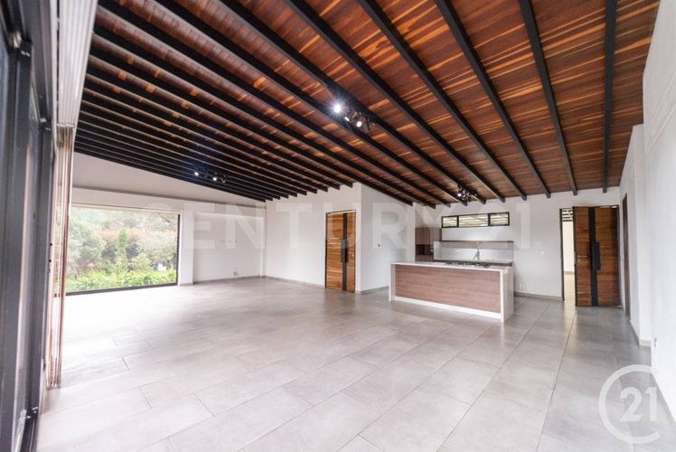 Casa de 3 alcobas en venta en Santa Rosa De Lima, Medellín, 275 m² · foto 6 de 23