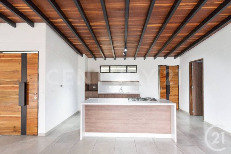 Casa de 3 alcobas en venta en Santa Rosa De Lima, Medellín, 275 m² · foto 9 de 23