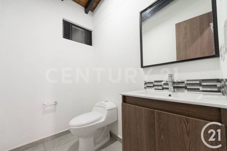 Casa de 3 alcobas en venta en Santa Rosa De Lima, Medellín, 275 m² · foto 11 de 23