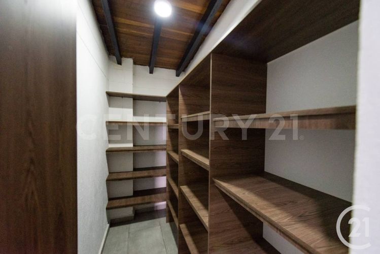 Casa de 3 alcobas en venta en Santa Rosa De Lima, Medellín, 275 m² · foto 17 de 23