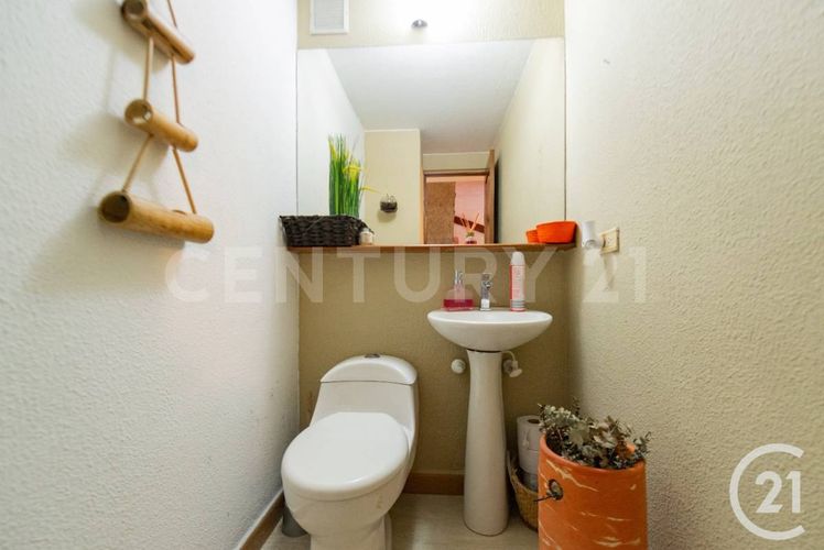 Casa de 3 alcobas en venta en Lombardia, Envigado, 230 m² · foto 9 de 21