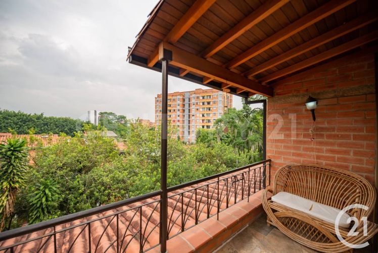 Casa de 3 alcobas en venta en Lombardia, Envigado, 230 m² · foto 12 de 21