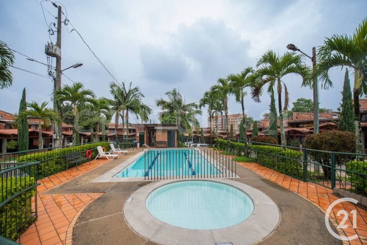Casa de 3 alcobas en venta en Lombardia, Envigado, 230 m² · foto 21 de 21