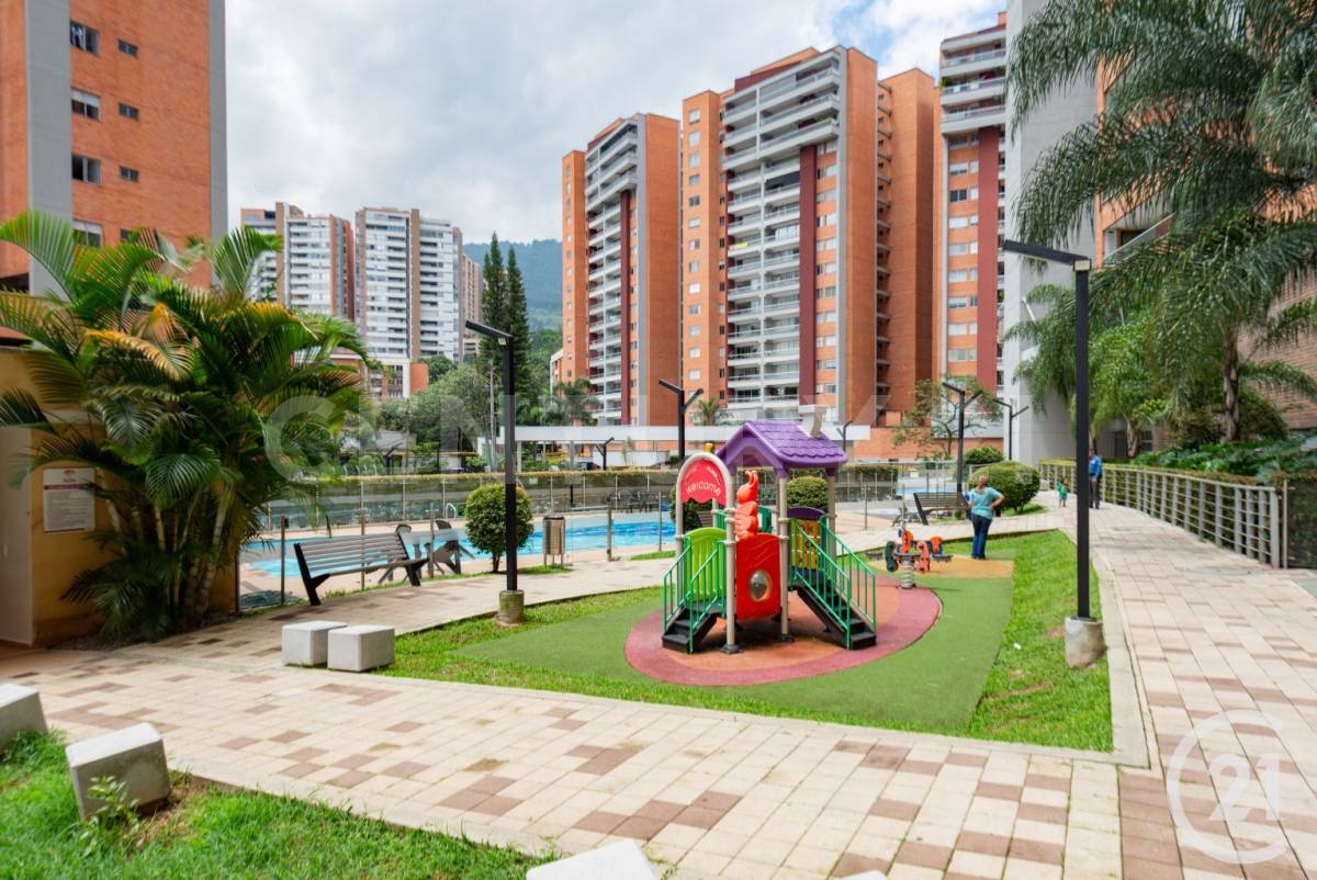 Apartamento en venta en Escobero, Envigado · foto 22 de 24