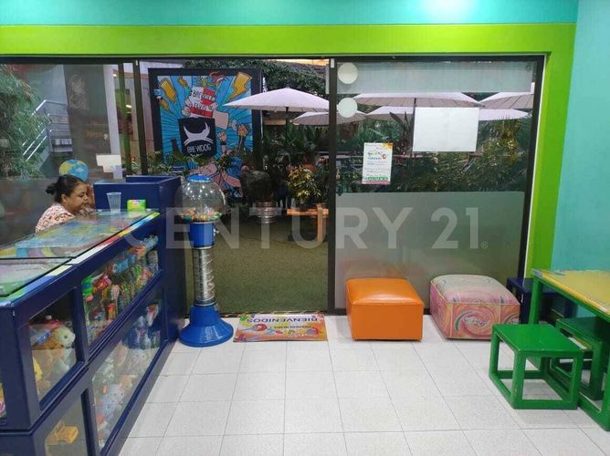 Local en venta en La Aguacatala, Medellín, 32 m² · foto 5 de 11