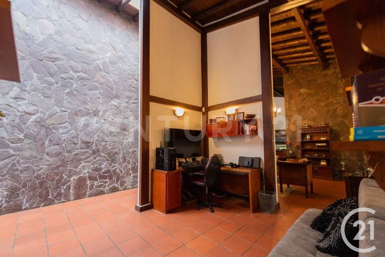Casa de 4 alcobas en venta en Carrizales, Envigado, 281 m² · foto 4 de 24