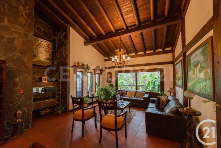 Casa de 4 alcobas en venta en Carrizales, Envigado, 281 m² · foto 5 de 24