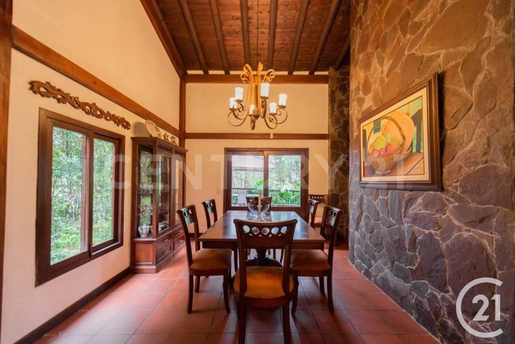 Casa de 4 alcobas en venta en Carrizales, Envigado, 281 m² · foto 9 de 24