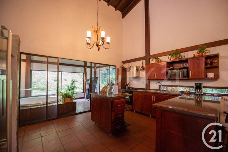 Casa de 4 alcobas en venta en Carrizales, Envigado, 281 m² · foto 11 de 24