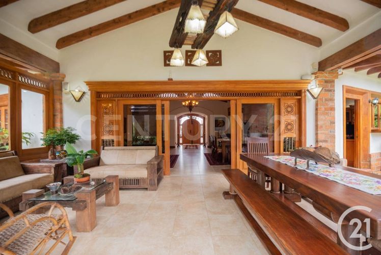 Casa de 3 alcobas en venta en Altos Del Escobero, Envigado, 315 m² · foto 6 de 23