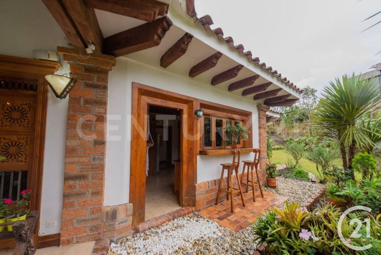 Casa de 3 alcobas en venta en Altos Del Escobero, Envigado, 315 m² · foto 7 de 23