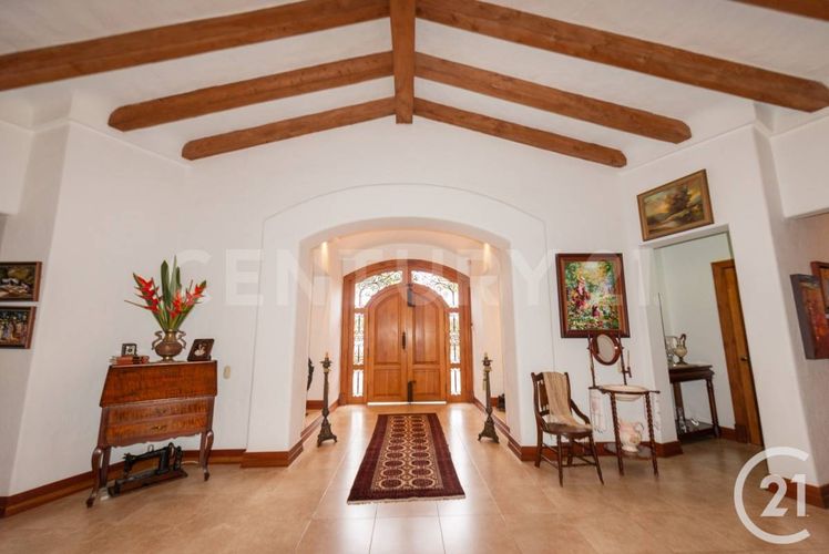 Casa de 3 alcobas en venta en Altos Del Escobero, Envigado, 315 m² · foto 15 de 23