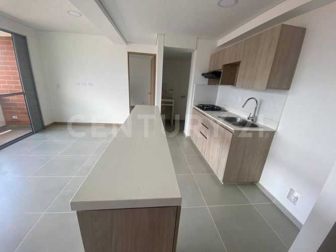 Apartamento de 2 alcobas en venta en San Juan Bautista, Itagüí, 63 m² · foto 2 de 14