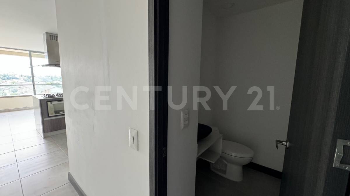 Apartamento en arriendo en Villa Carlota, Medellín · foto 18 de 20
