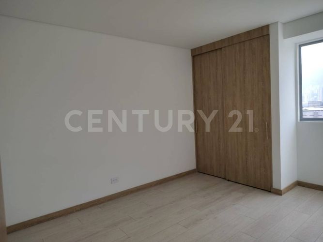 Apartamento de 2 alcobas en venta en San Juan Bautista, Itagüí, 63 m² · foto 11 de 14