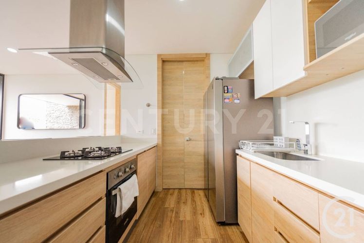 Apartamento de 2 alcobas en venta en Escobero, Envigado, 82 m² · foto 3 de 17
